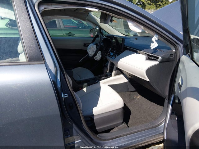 45641175 :رقم المزاد ، 7MUAAAAG5PV059433 vin ، 2023 Toyota Corolla Cross L مزاد بيع