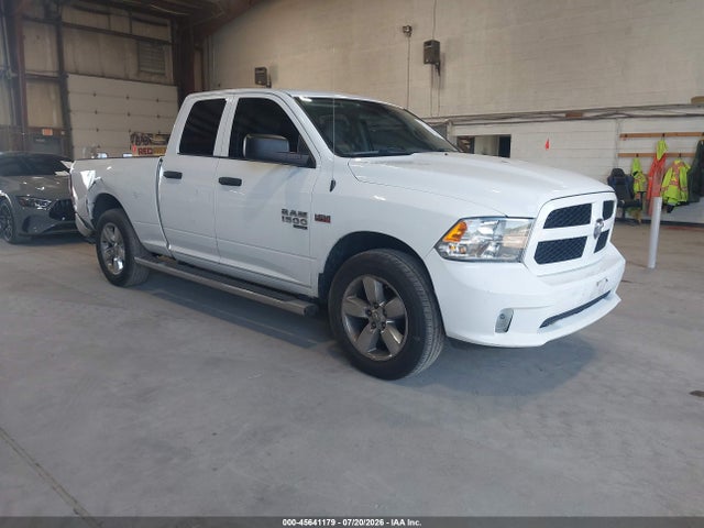 45641179 :رقم المزاد ، 1C6RR7FT7KS522131 vin ، 2019 Ram 1500 Classic Express  4x4 6'4 Box مزاد بيع