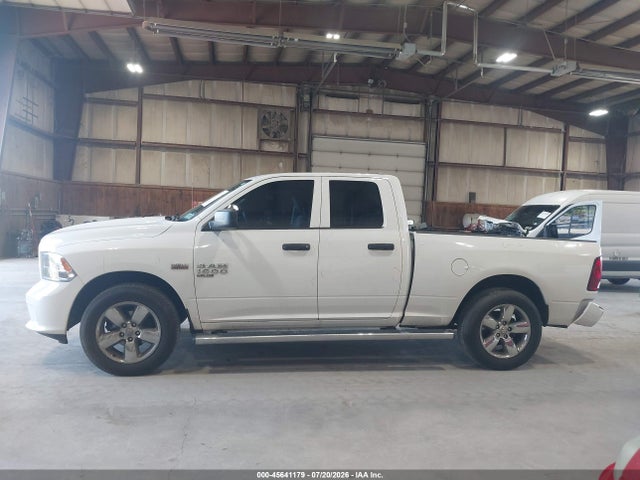 45641179 :رقم المزاد ، 1C6RR7FT7KS522131 vin ، 2019 Ram 1500 Classic Express  4x4 6'4 Box مزاد بيع