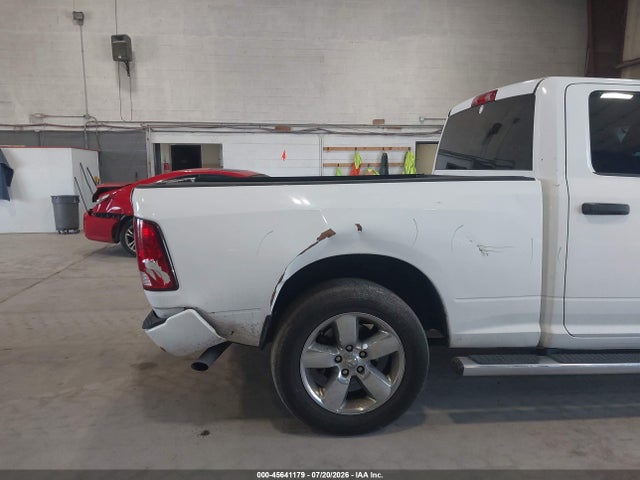 45641179 :رقم المزاد ، 1C6RR7FT7KS522131 vin ، 2019 Ram 1500 Classic Express  4x4 6'4 Box مزاد بيع