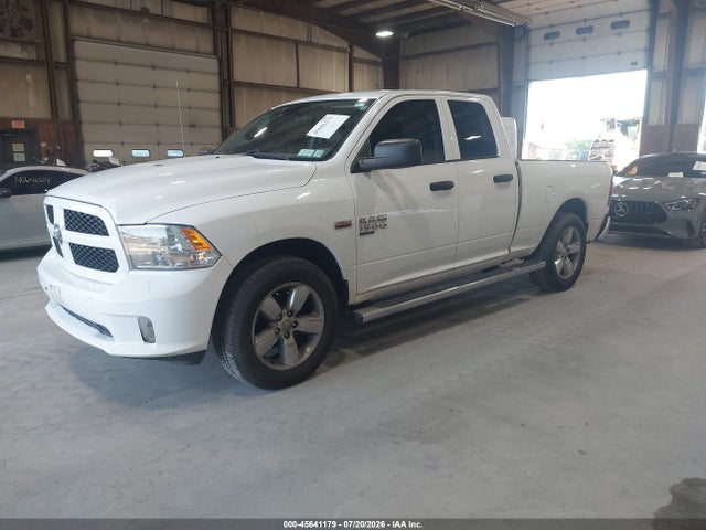 45641179 :رقم المزاد ، 1C6RR7FT7KS522131 vin ، 2019 Ram 1500 Classic Express  4x4 6'4 Box مزاد بيع
