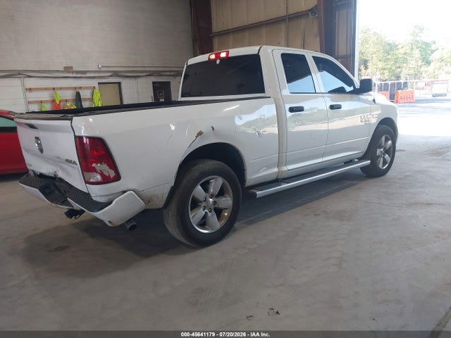 45641179 :رقم المزاد ، 1C6RR7FT7KS522131 vin ، 2019 Ram 1500 Classic Express  4x4 6'4 Box مزاد بيع