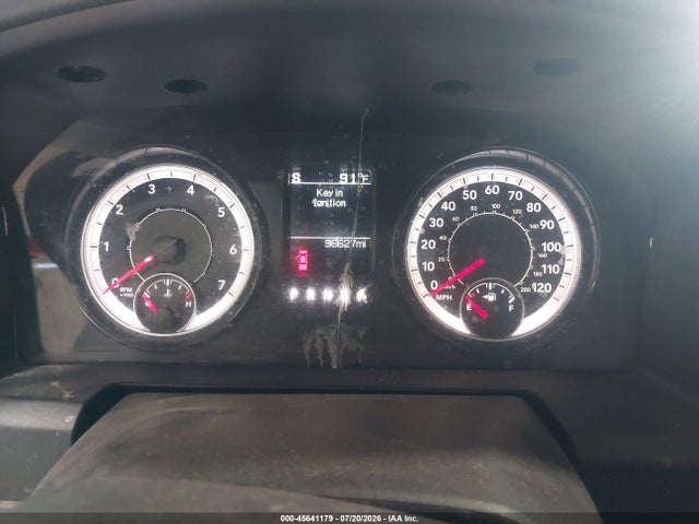 45641179 :رقم المزاد ، 1C6RR7FT7KS522131 vin ، 2019 Ram 1500 Classic Express  4x4 6'4 Box مزاد بيع