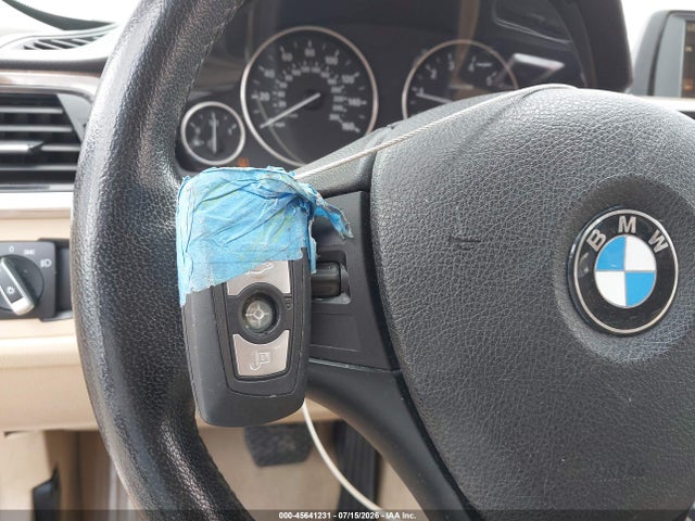 Продаж на аукціоні авто 2014 Bmw 320i, vin: WBA3B1C51EP680510, номер лоту: 45641231