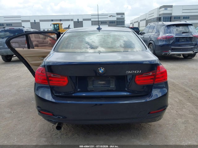 Продаж на аукціоні авто 2014 Bmw 320i, vin: WBA3B1C51EP680510, номер лоту: 45641231