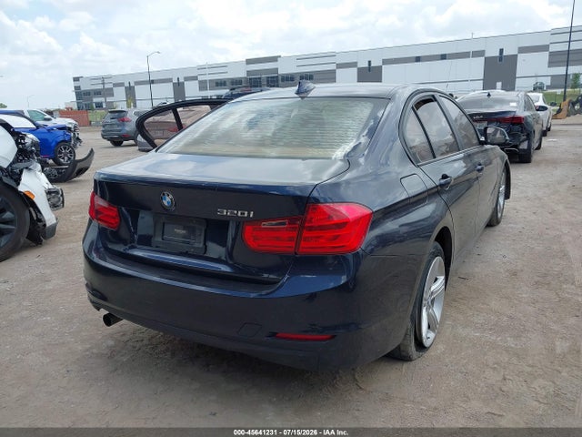 Продаж на аукціоні авто 2014 Bmw 320i, vin: WBA3B1C51EP680510, номер лоту: 45641231