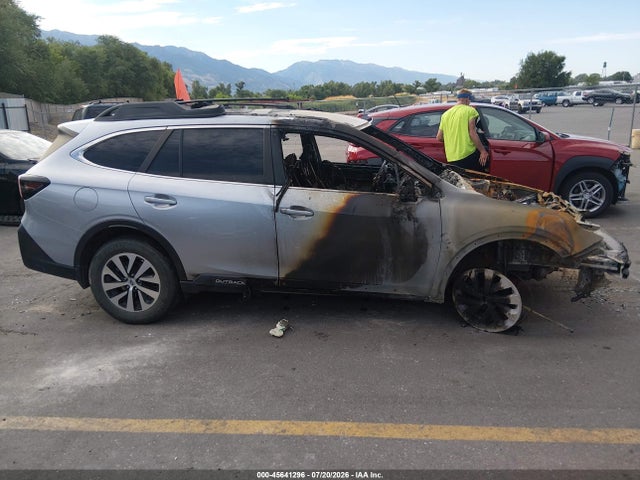 Subaru Outback Premium 2021 4S4BTACCXM3166389 Image 12