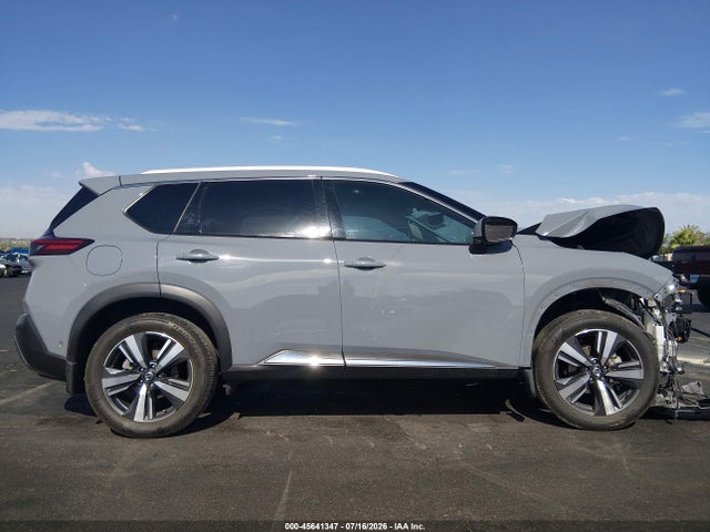 JN8AT3DC9MW106973 Nissan Rogue Platinum Fwd