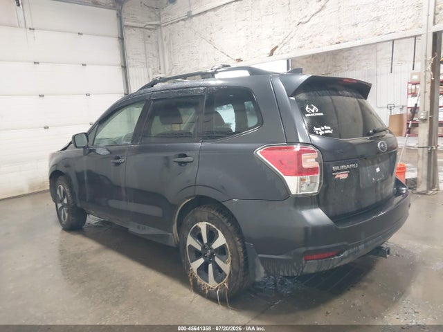 JF2SJAEC8HH549989 Subaru Forester 2.5i Premium