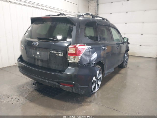 JF2SJAEC8HH549989 Subaru Forester 2.5i Premium