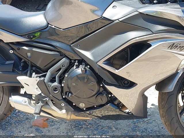 Kawasaki Ex650 M 2021 ML5EXEM19MDA35939 Image 8