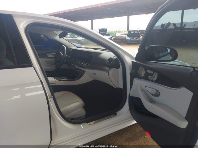Продажа на аукционе авто 2023 Mercedes-benz E 350, vin: W1KZF8DB6PB102813, номер лота: 45641408