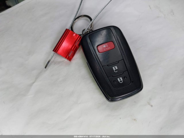 Toyota Prius Two 2018 JTDKBRFU9J3583895 Image 11
