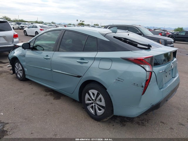 Toyota Prius Two 2018 JTDKBRFU9J3583895 Image 3