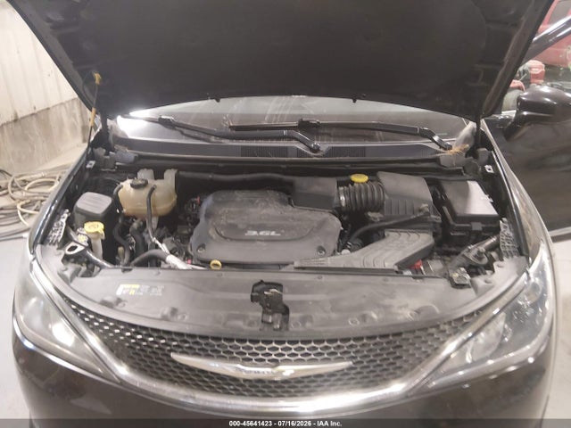 Aukcja sprzedaży 2017 Chrysler Pacifica Touring-l, vin: 2C4RC1BG3HR554892, numer aukcji: 45641423