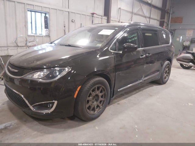 Aukcja sprzedaży 2017 Chrysler Pacifica Touring-l, vin: 2C4RC1BG3HR554892, numer aukcji: 45641423