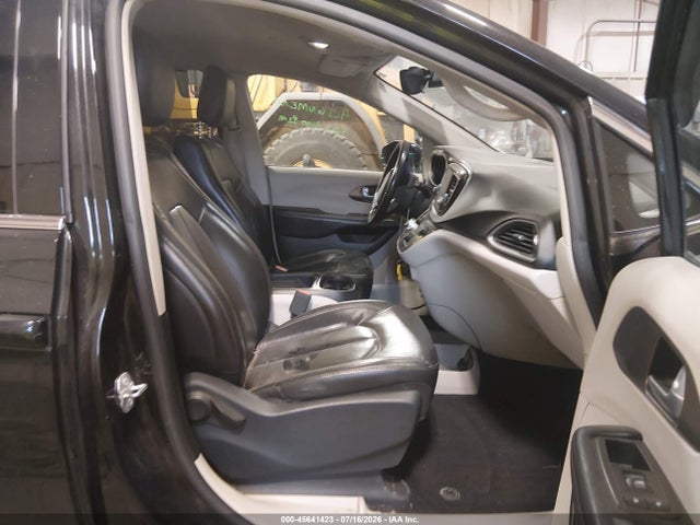Aukcja sprzedaży 2017 Chrysler Pacifica Touring-l, vin: 2C4RC1BG3HR554892, numer aukcji: 45641423