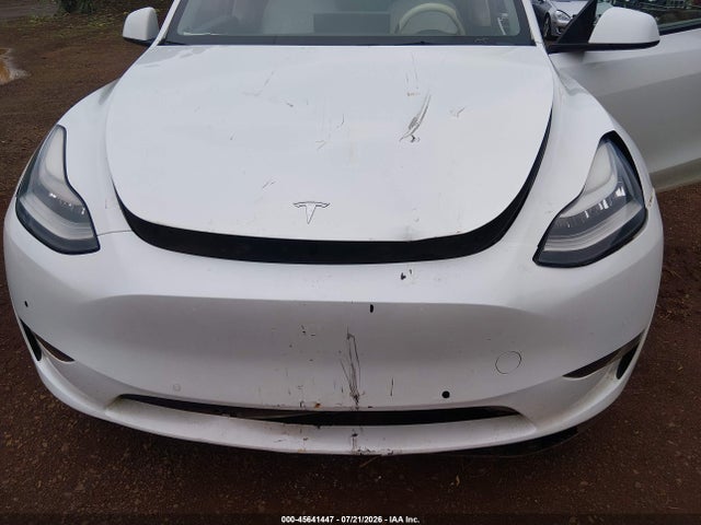 Продаж на аукціоні авто 2021 Tesla Model Y Long Range Dual Motor All-wheel Drive, vin: 5YJYGDEE7MF279142, номер лоту: 45641447