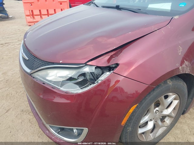 2018 Chrysler Pacifica Limited მანქანა იყიდება აუქციონზე, vin: 2C4RC1GG1JR269073, აუქციონის ნომერი: 45641477