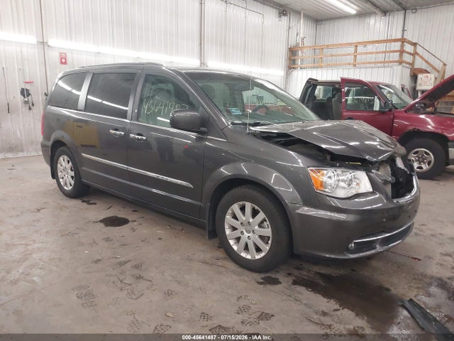 45641487 :رقم المزاد ، 2C4RC1BG3FR505835 vin ، 2015 Chrysler Town & Country Touring مزاد بيع