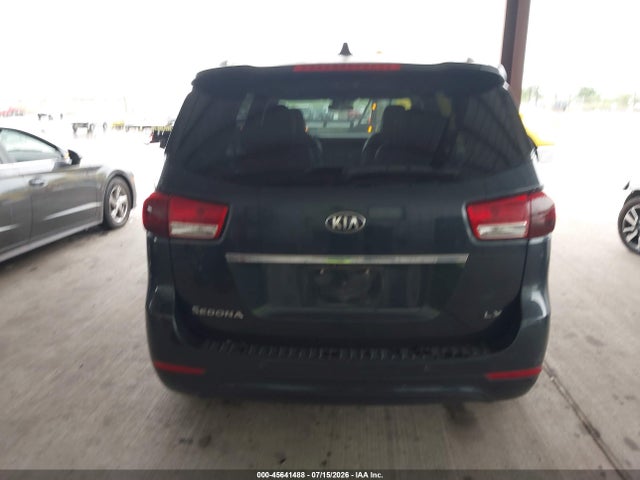 KIA SEDONA LX 2017 KNDMB5C11H6266570 Image 16