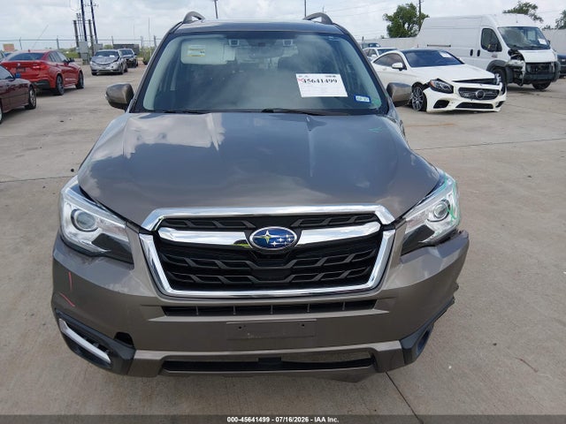 Subaru Forester 2.5i Touring 2018 JF2SJAWC6JH464637 Image 12