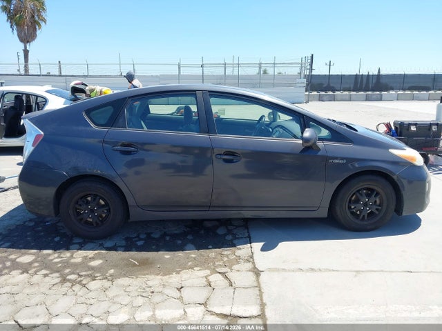 Toyota Prius Two 2014 JTDKN3DU2E1742605 Image 13