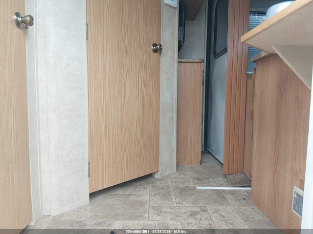 Aukcja sprzedaży 2011 Keystone Rv Summerland, vin: 4YDT1902XB3151149, numer aukcji: 45641561