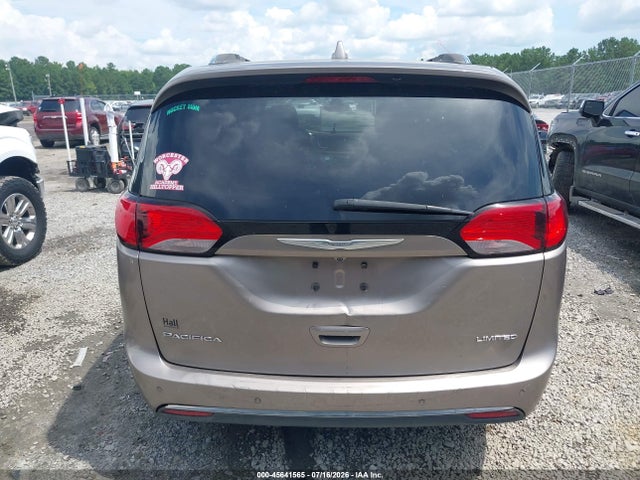 Chrysler Pacifica Limited 2017 2C4RC1GG8HR537076 Image 16