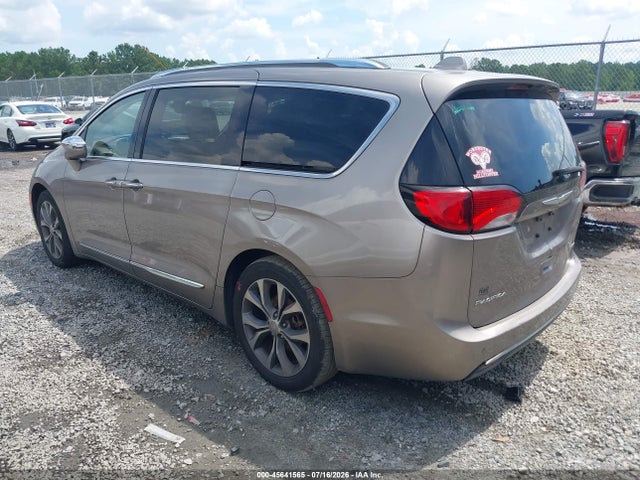 Chrysler Pacifica Limited 2017 2C4RC1GG8HR537076 Image 3