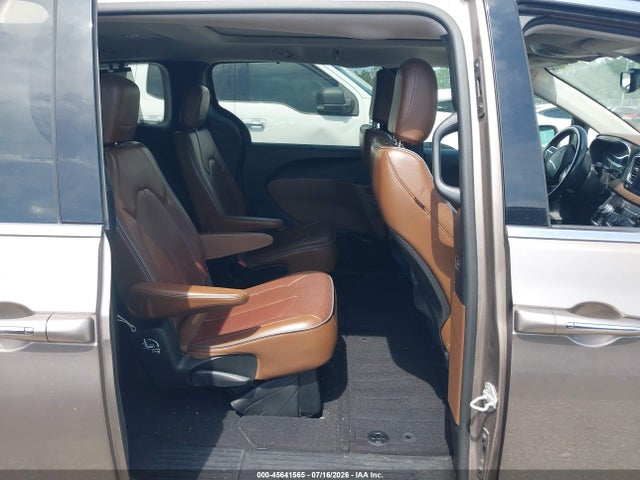 Chrysler Pacifica Limited 2017 2C4RC1GG8HR537076 Image 8