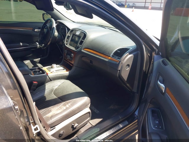 2C3CCAPT5FH743627 Chrysler 300c Platinum