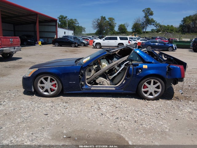 Продажа на аукционе авто 2005 Cadillac Xlr, vin: 1G6YV34A655600351, номер лота: 45641573