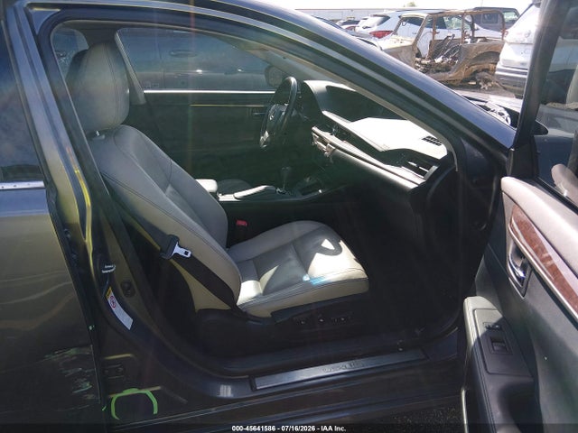 2014 Lexus Es 350 მანქანა იყიდება აუქციონზე, vin: JTHBK1GG6E2096383, აუქციონის ნომერი: 45641586
