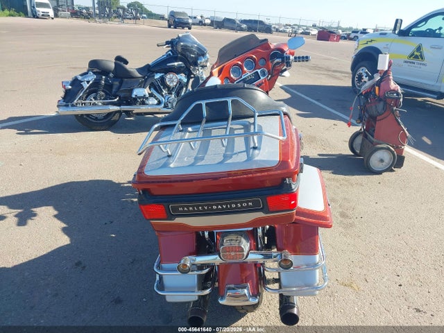 45641640 :رقم المزاد ، 1HD1FCW13YY640753 vin ، 2000 Harley-davidson Flhtcui مزاد بيع