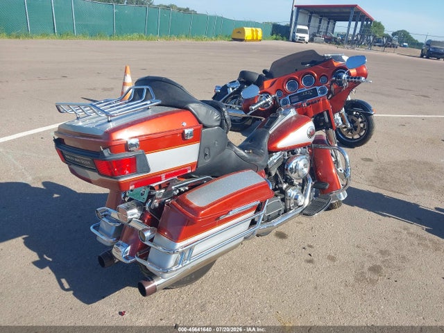 45641640 :رقم المزاد ، 1HD1FCW13YY640753 vin ، 2000 Harley-davidson Flhtcui مزاد بيع