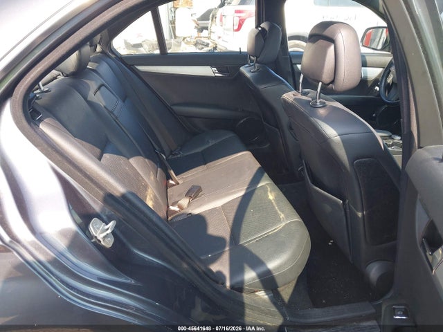 45641648 :رقم المزاد ، WDDGF54X38R017597 vin ، 2008 Mercedes-benz C 300 Luxury/sport مزاد بيع