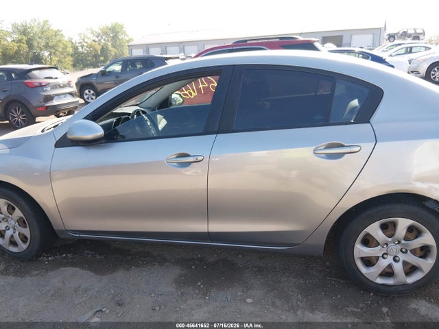 Aukcja sprzedaży 2011 Mazda Mazda3 I Sport, vin: JM1BL1UF9B1466933, numer aukcji: 45641652