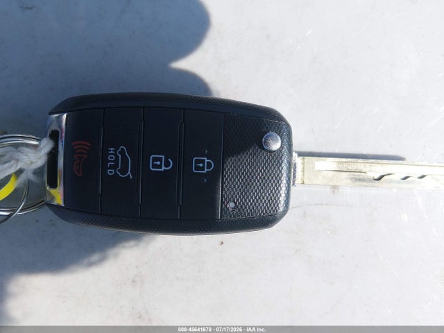 45641678 :رقم المزاد ، 5XYPG4A33KG449664 vin ، 2019 Kia Sorento 2.4l Lx مزاد بيع