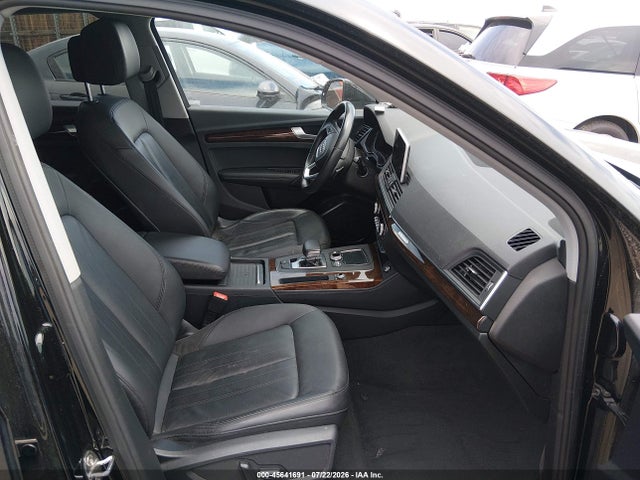 45641691 :رقم المزاد ، WA1BNAFY3L2063013 vin ، 2020 Audi Q5 Premium Plus 45 Tfsi Quattro S Tronic مزاد بيع