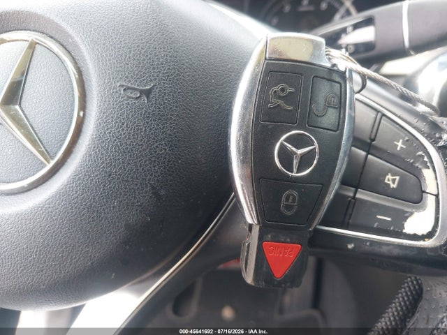 55SWF4KB4FU012529 Mercedes-Benz C 300 4matic