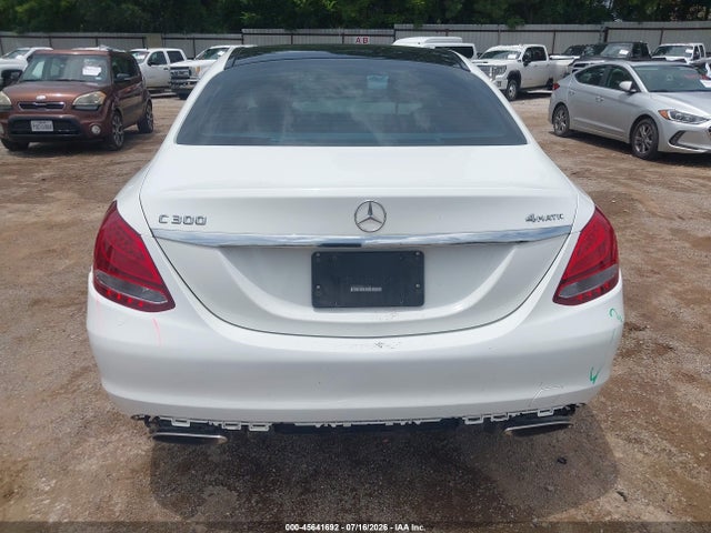 55SWF4KB4FU012529 Mercedes-Benz C 300 4matic