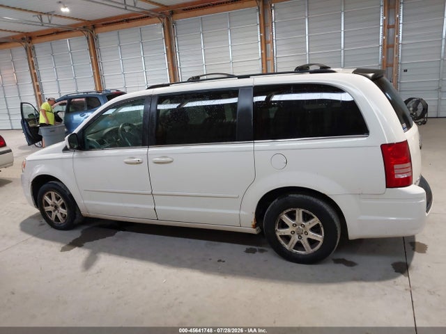 Продаж на аукціоні авто 2008 Chrysler Town & Country Touring, vin: 2A8HR54PX8R129032, номер лоту: 45641748