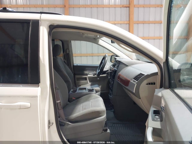 Продаж на аукціоні авто 2008 Chrysler Town & Country Touring, vin: 2A8HR54PX8R129032, номер лоту: 45641748
