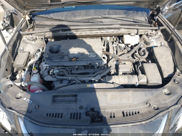 58ADA1C14RU043940 Lexus ES 300H