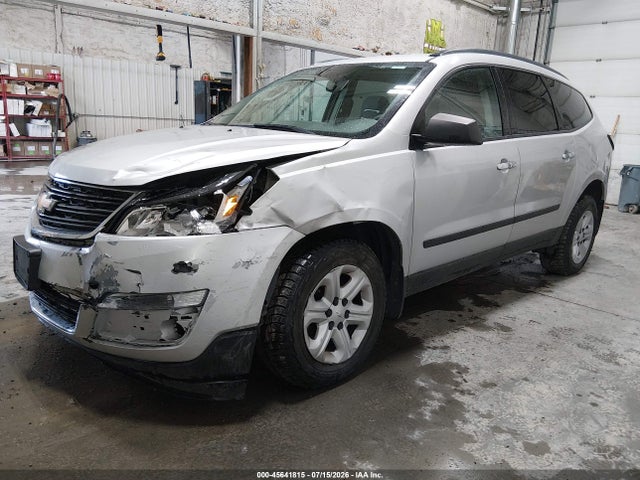 Chevrolet Traverse Ls 2016 1GNKVFED3GJ205395 Image 2