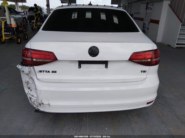 2016 Volkswagen Jetta 1.4t Se მანქანა იყიდება აუქციონზე, vin: 3VWB67AJ1GM385810, აუქციონის ნომერი: 45641839