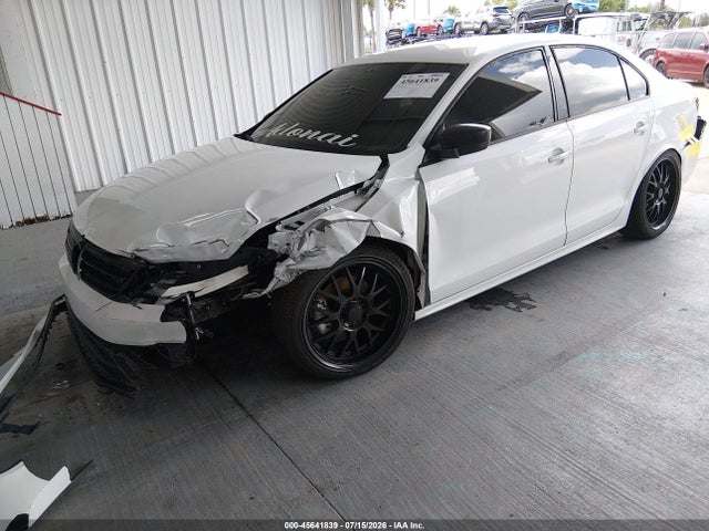 2016 Volkswagen Jetta 1.4t Se მანქანა იყიდება აუქციონზე, vin: 3VWB67AJ1GM385810, აუქციონის ნომერი: 45641839