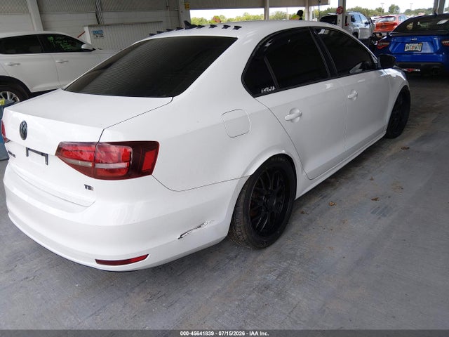 2016 Volkswagen Jetta 1.4t Se მანქანა იყიდება აუქციონზე, vin: 3VWB67AJ1GM385810, აუქციონის ნომერი: 45641839
