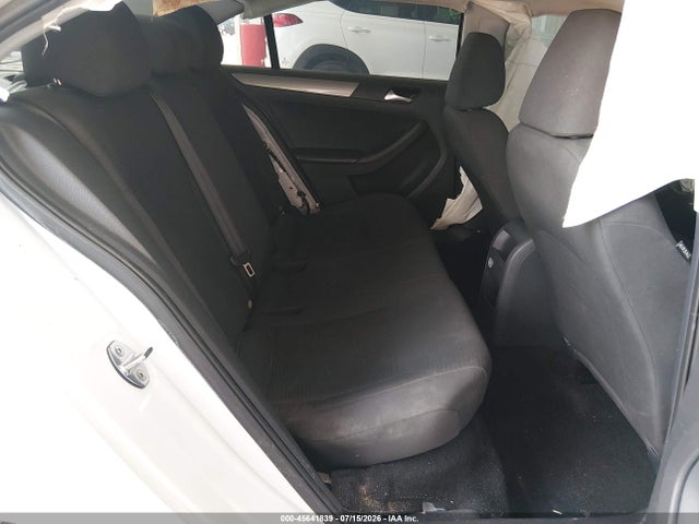 2016 Volkswagen Jetta 1.4t Se მანქანა იყიდება აუქციონზე, vin: 3VWB67AJ1GM385810, აუქციონის ნომერი: 45641839